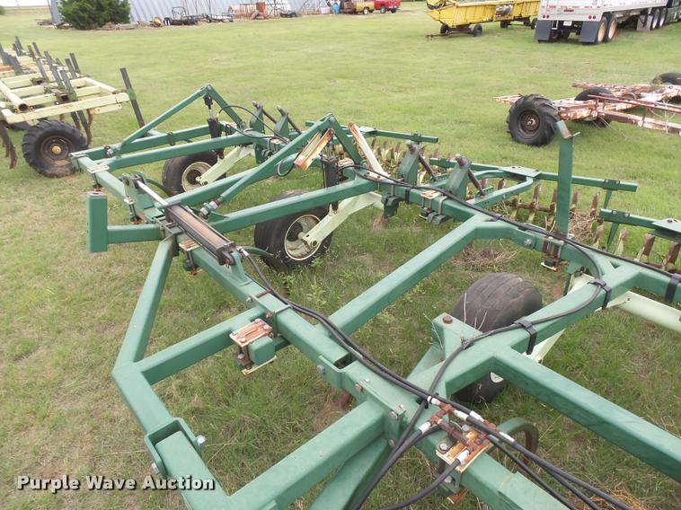 image for item DC3909 QuinStar Fallow Master II FM-35 sweep plow