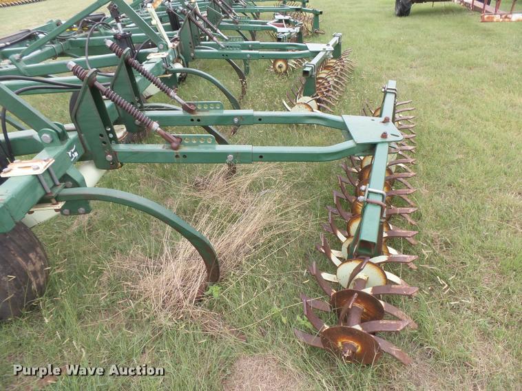 image for item DC3909 QuinStar Fallow Master II FM-35 sweep plow
