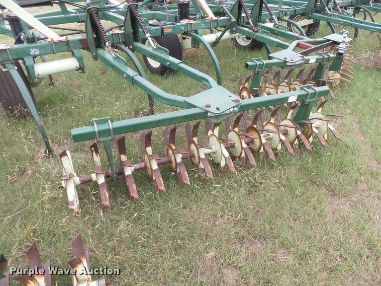 image for item DC3909 QuinStar Fallow Master II FM-35 sweep plow