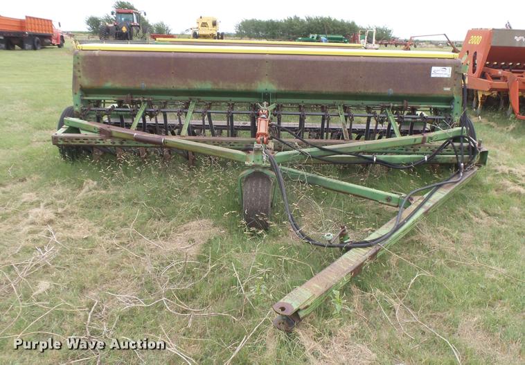 image for item DC3910 (2) John Deere 8200 hoe grain drills