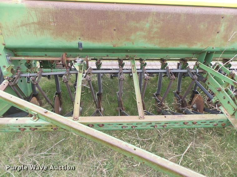 image for item DC3910 (2) John Deere 8200 hoe grain drills