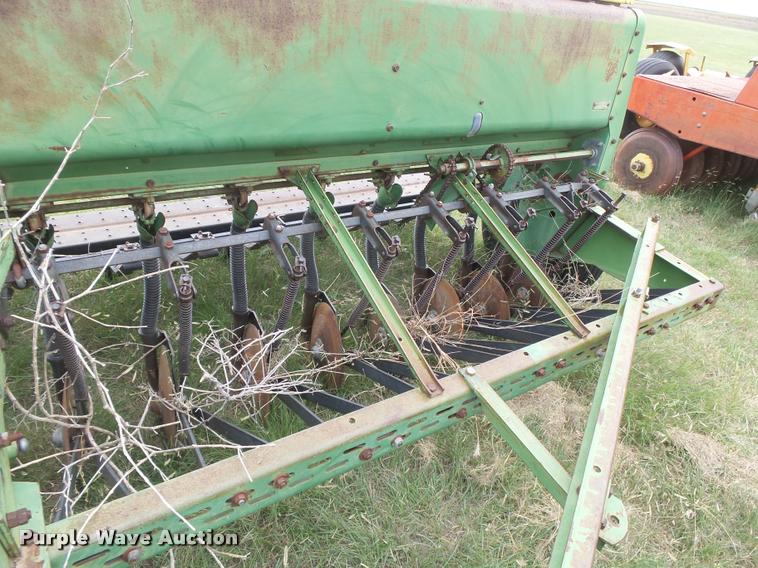 image for item DC3910 (2) John Deere 8200 hoe grain drills