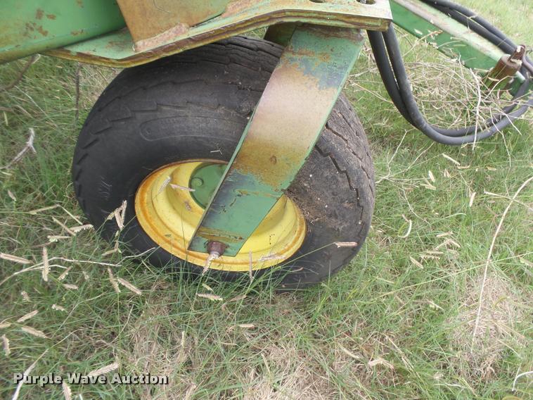image for item DC3910 (2) John Deere 8200 hoe grain drills