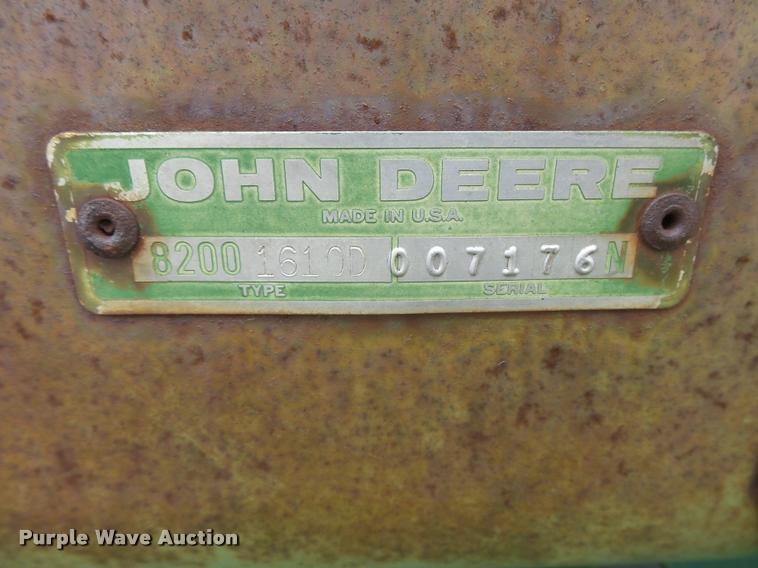 image for item DC3910 (2) John Deere 8200 hoe grain drills