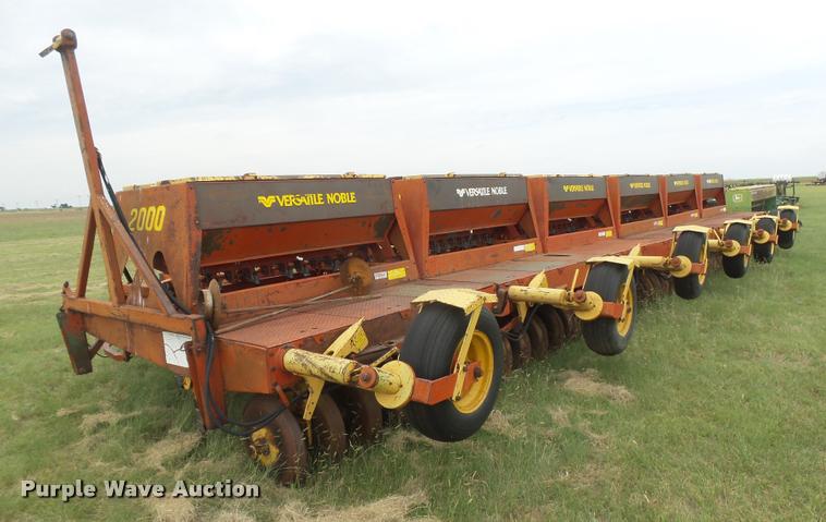 image for item DC3911 1981 Versatile Noble 2000 hoe grain drill