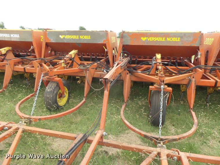 image for item DC3911 1981 Versatile Noble 2000 hoe grain drill