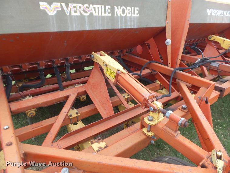 image for item DC3911 1981 Versatile Noble 2000 hoe grain drill