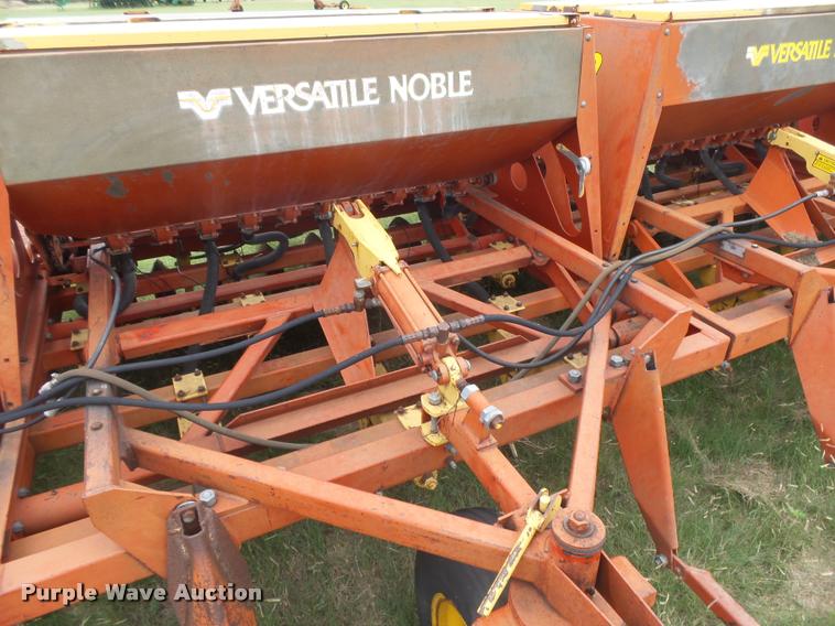 image for item DC3911 1981 Versatile Noble 2000 hoe grain drill