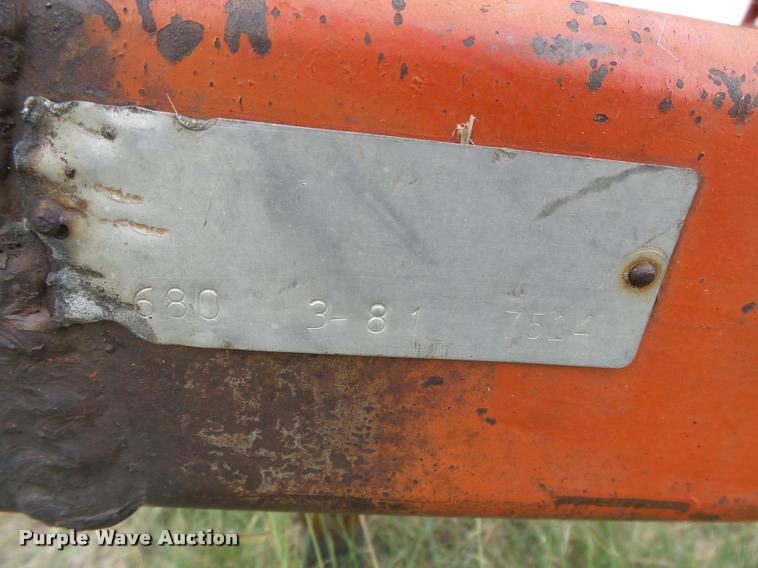 image for item DC3911 1981 Versatile Noble 2000 hoe grain drill