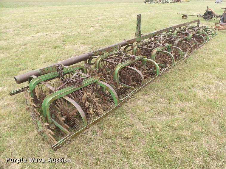 image for item DC3913 John Deere rotary hoe