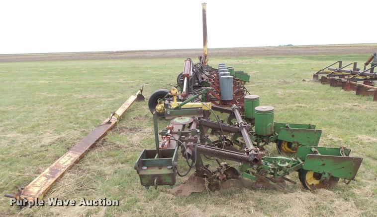 image for item DC3915 Planter