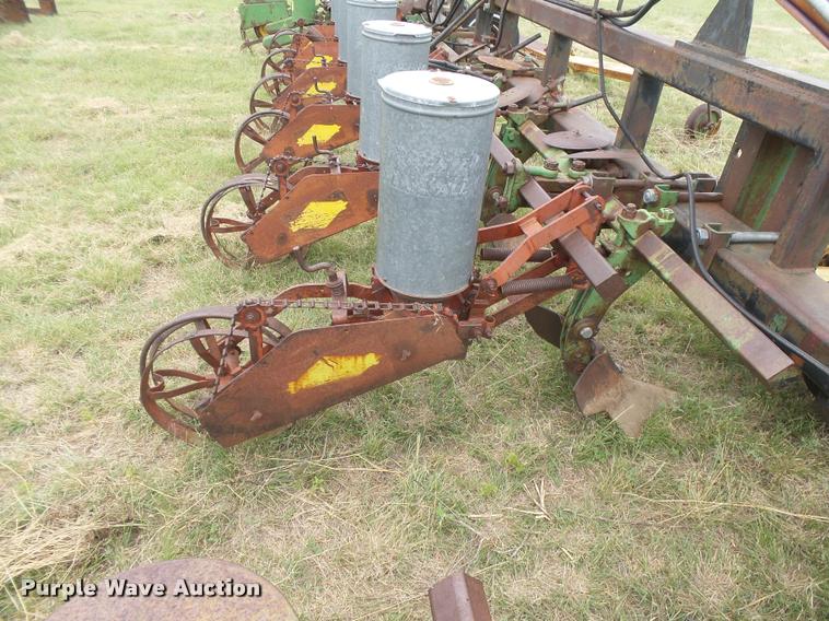 image for item DC3915 Planter