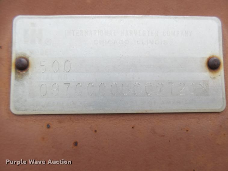 image for item DC3918 (2) International 500 no-till planter