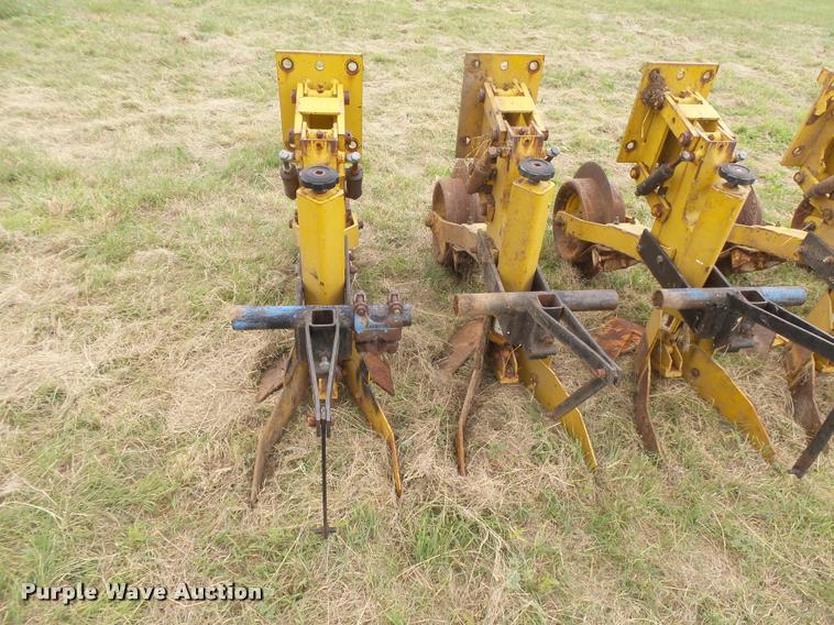 image for item DC3920 (12) Buffalo toolbar bottoms