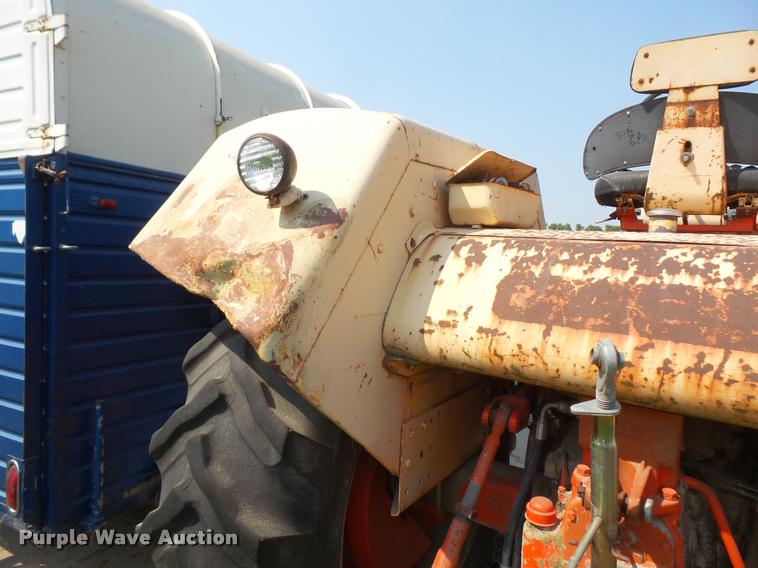 image for item DC5350 Case 1030 tractor