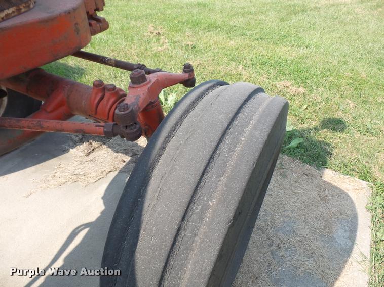 image for item DC5350 Case 1030 tractor