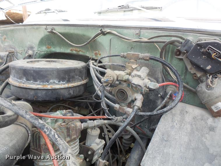 image for item DC5353 1977 Chevrolet C65 flatbed truck