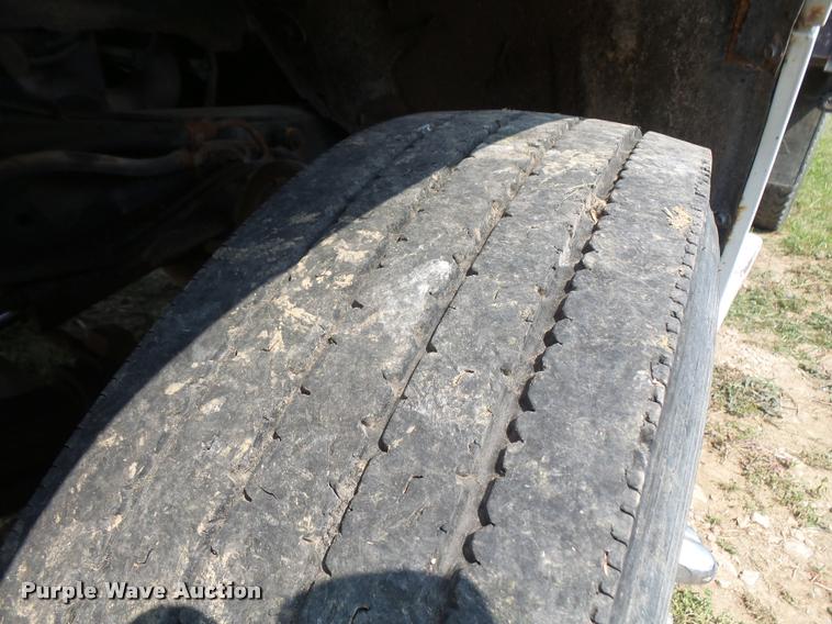 image for item DC5353 1977 Chevrolet C65 flatbed truck