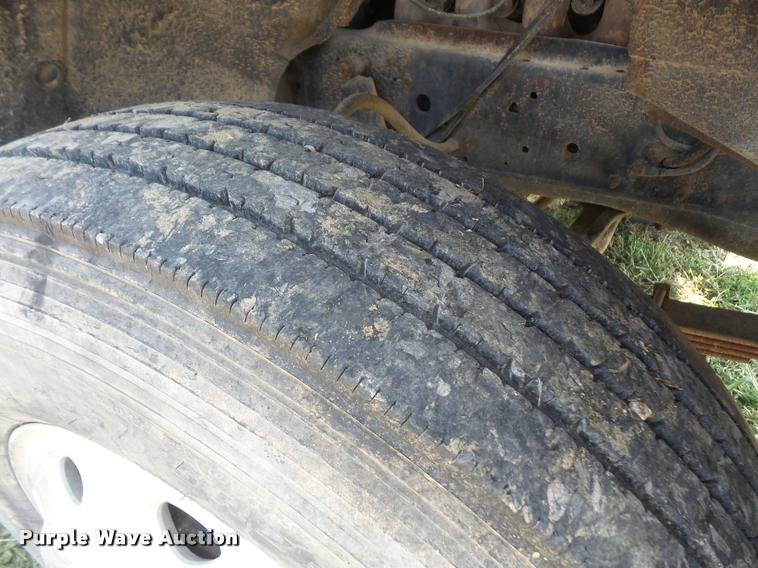 image for item DC5353 1977 Chevrolet C65 flatbed truck