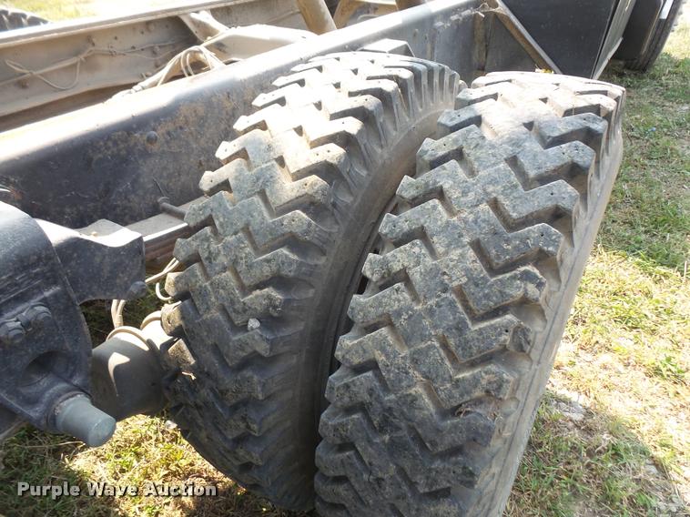 image for item DC5353 1977 Chevrolet C65 flatbed truck