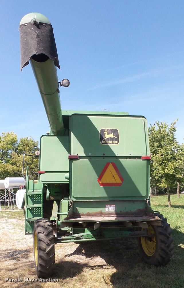 image for item DC5361 1981 John Deere 6620 Turbo combine