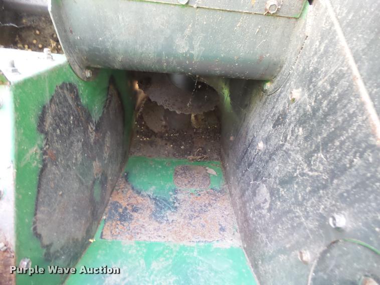 image for item DC5361 1981 John Deere 6620 Turbo combine