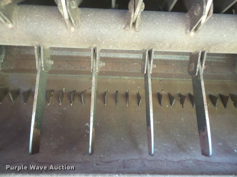 image for item DC5361 1981 John Deere 6620 Turbo combine