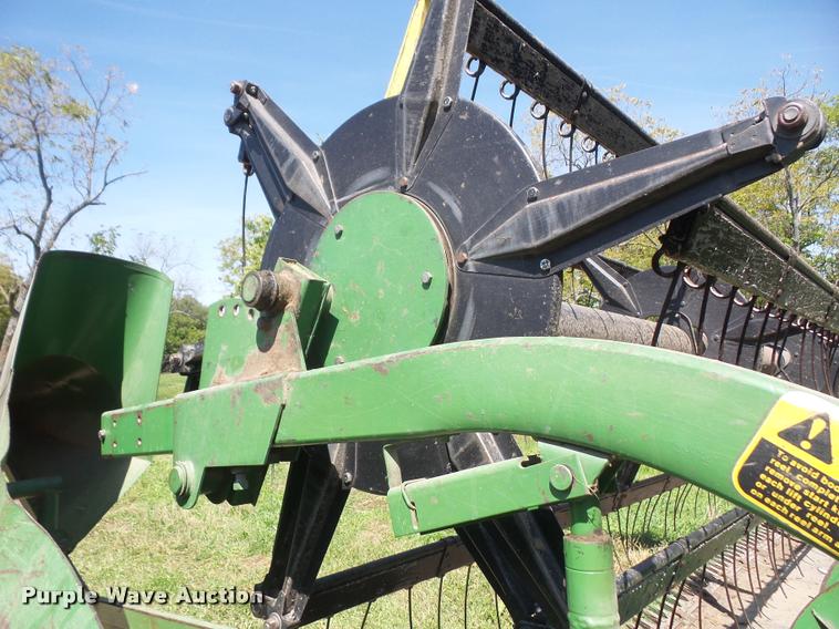 image for item DC5361 1981 John Deere 6620 Turbo combine