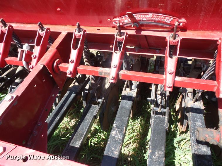 image for item DC5362 International 5100 Soybean Special grain drill