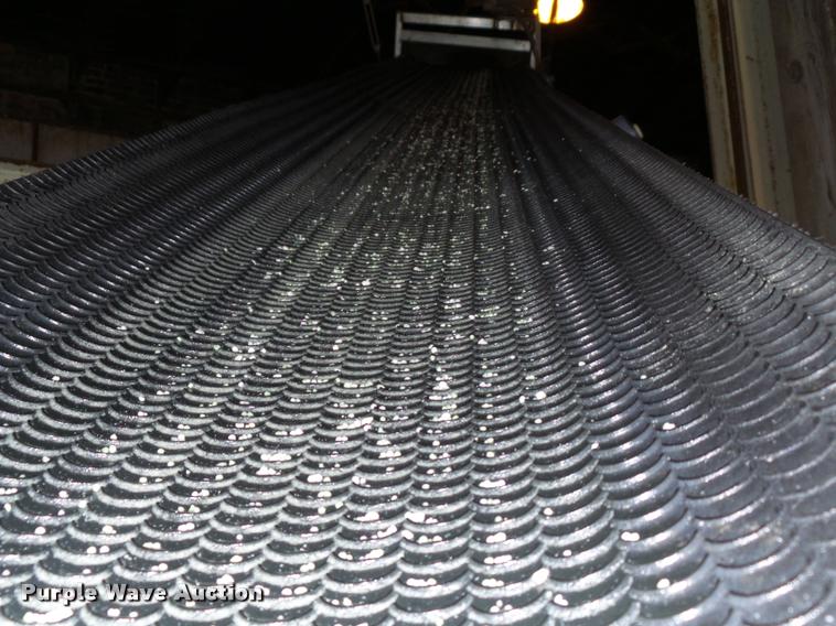 image for item DC6427 Doyle vertical fertilizer mixer