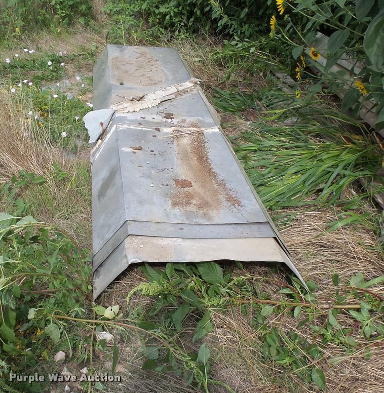 image for item DC6427 Doyle vertical fertilizer mixer