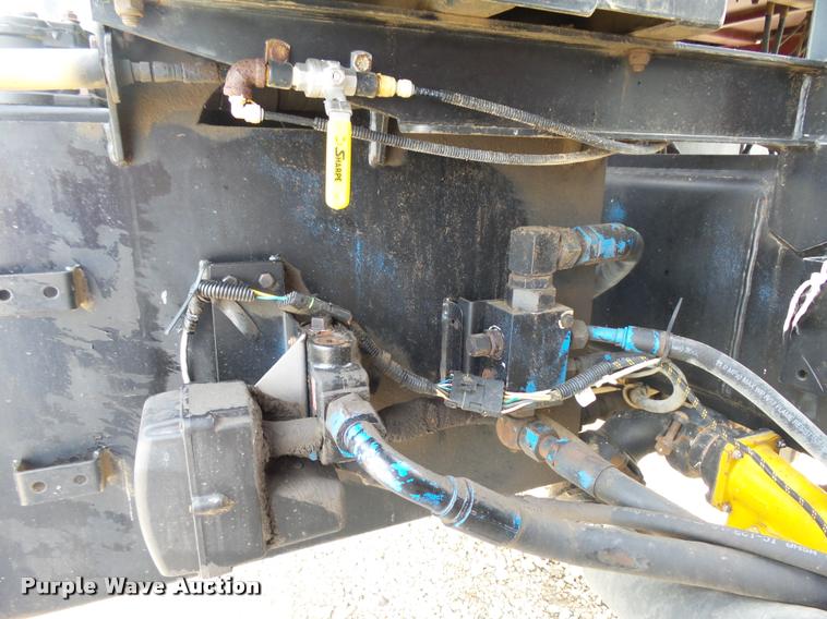 image for item DC6429 Case 3300B self-propelled sprayer