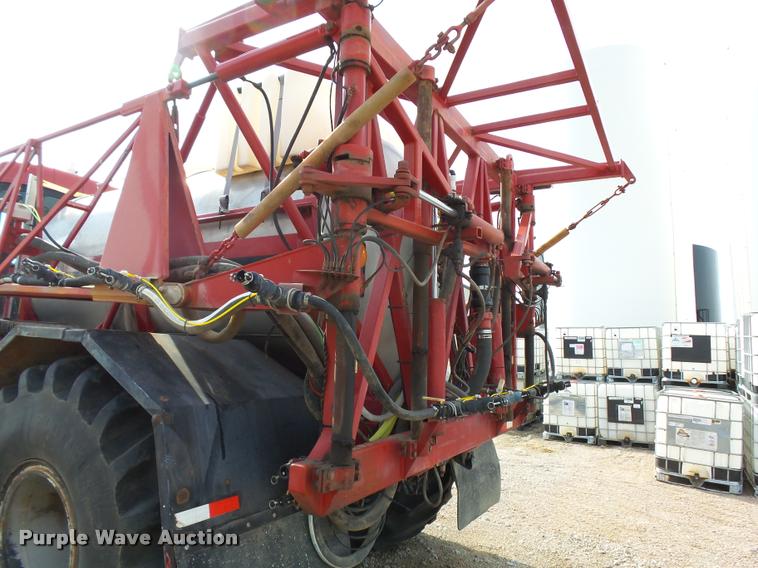 image for item DC6429 Case 3300B self-propelled sprayer