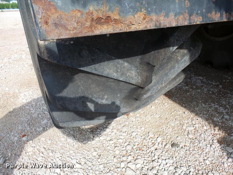 image for item DC6429 Case 3300B self-propelled sprayer