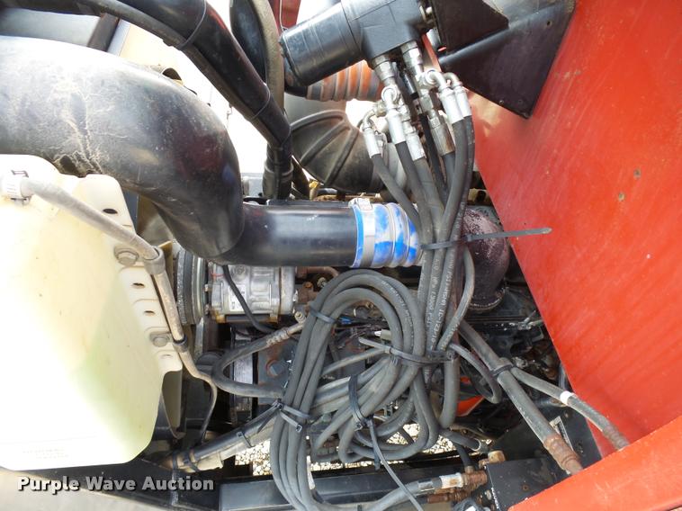 image for item DC6429 Case 3300B self-propelled sprayer