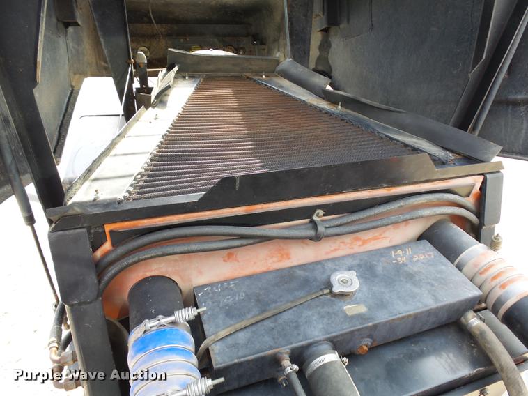 image for item DC6429 Case 3300B self-propelled sprayer