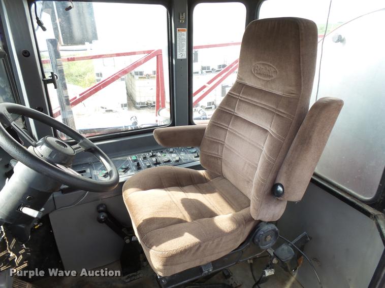 image for item DC6429 Case 3300B self-propelled sprayer