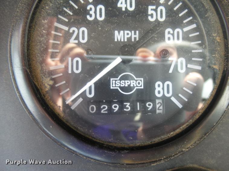 image for item DC6429 Case 3300B self-propelled sprayer