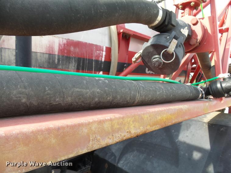 image for item DC6429 Case 3300B self-propelled sprayer