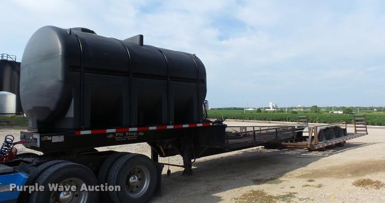 image for item DC6448 2012 Skiles applicator trailer
