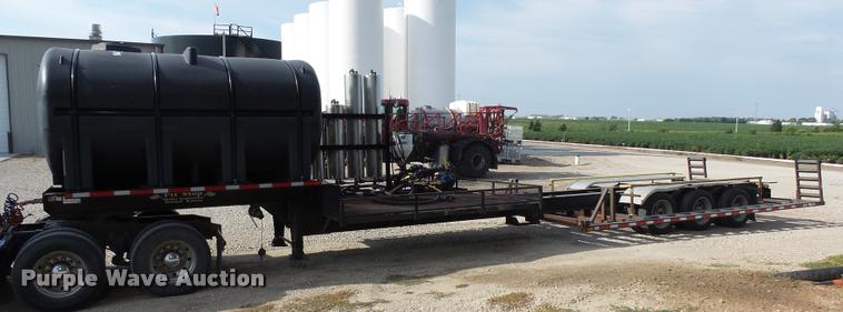 image for item DC6448 2012 Skiles applicator trailer