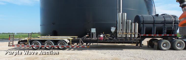 image for item DC6448 2012 Skiles applicator trailer