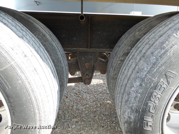 image for item DC6448 2012 Skiles applicator trailer