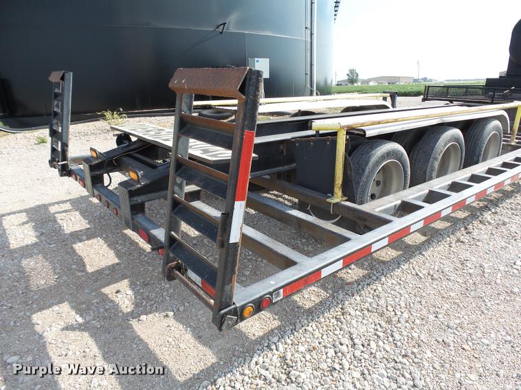 image for item DC6448 2012 Skiles applicator trailer