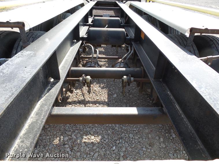 image for item DC6448 2012 Skiles applicator trailer