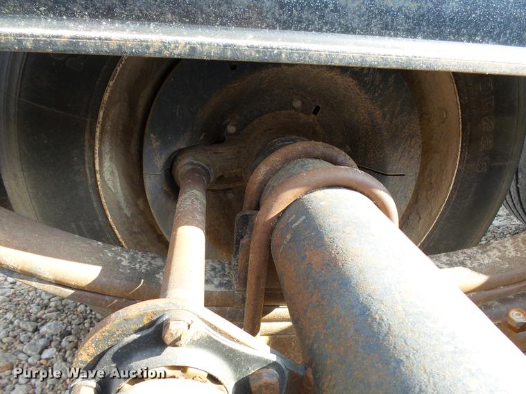 image for item DC6448 2012 Skiles applicator trailer