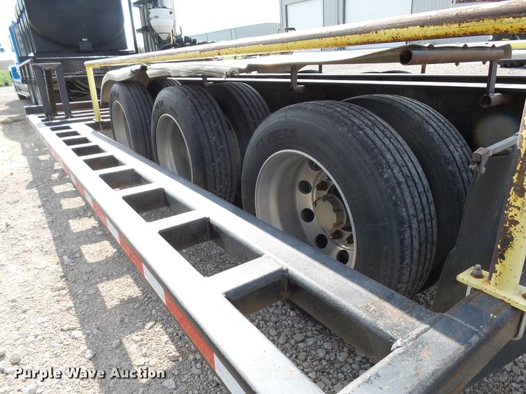 image for item DC6448 2012 Skiles applicator trailer