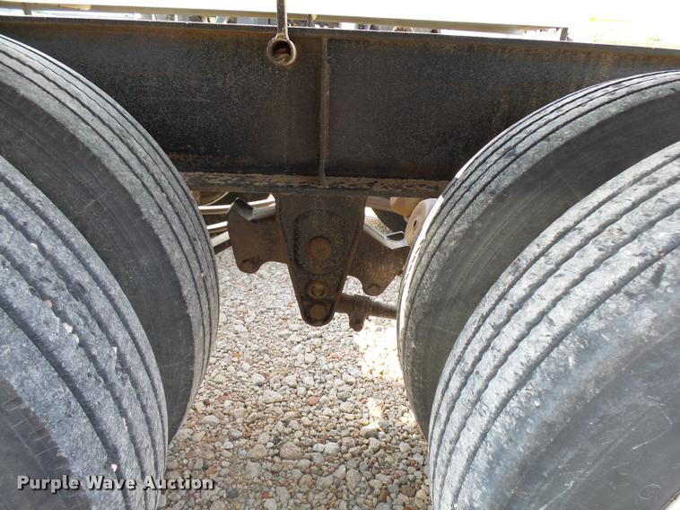 image for item DC6448 2012 Skiles applicator trailer