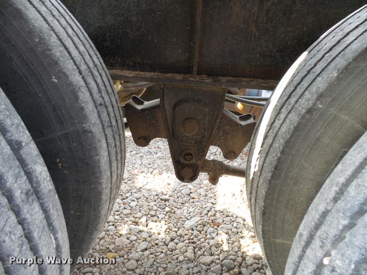 image for item DC6448 2012 Skiles applicator trailer