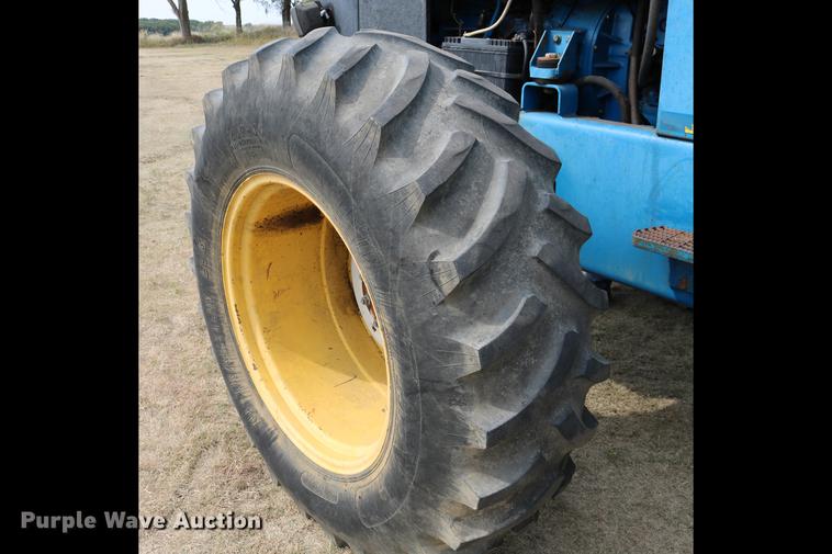 image for item DD0137 1991 Ford 9030 Versatile bi-directional 4WD tractor